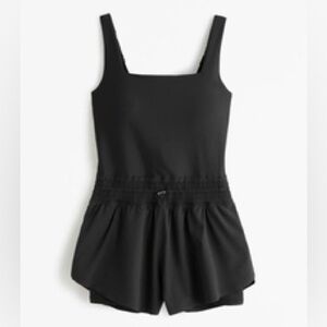 Abercrombie & Fitch YPB sculptLUX Hybrid Flyaway Onesie